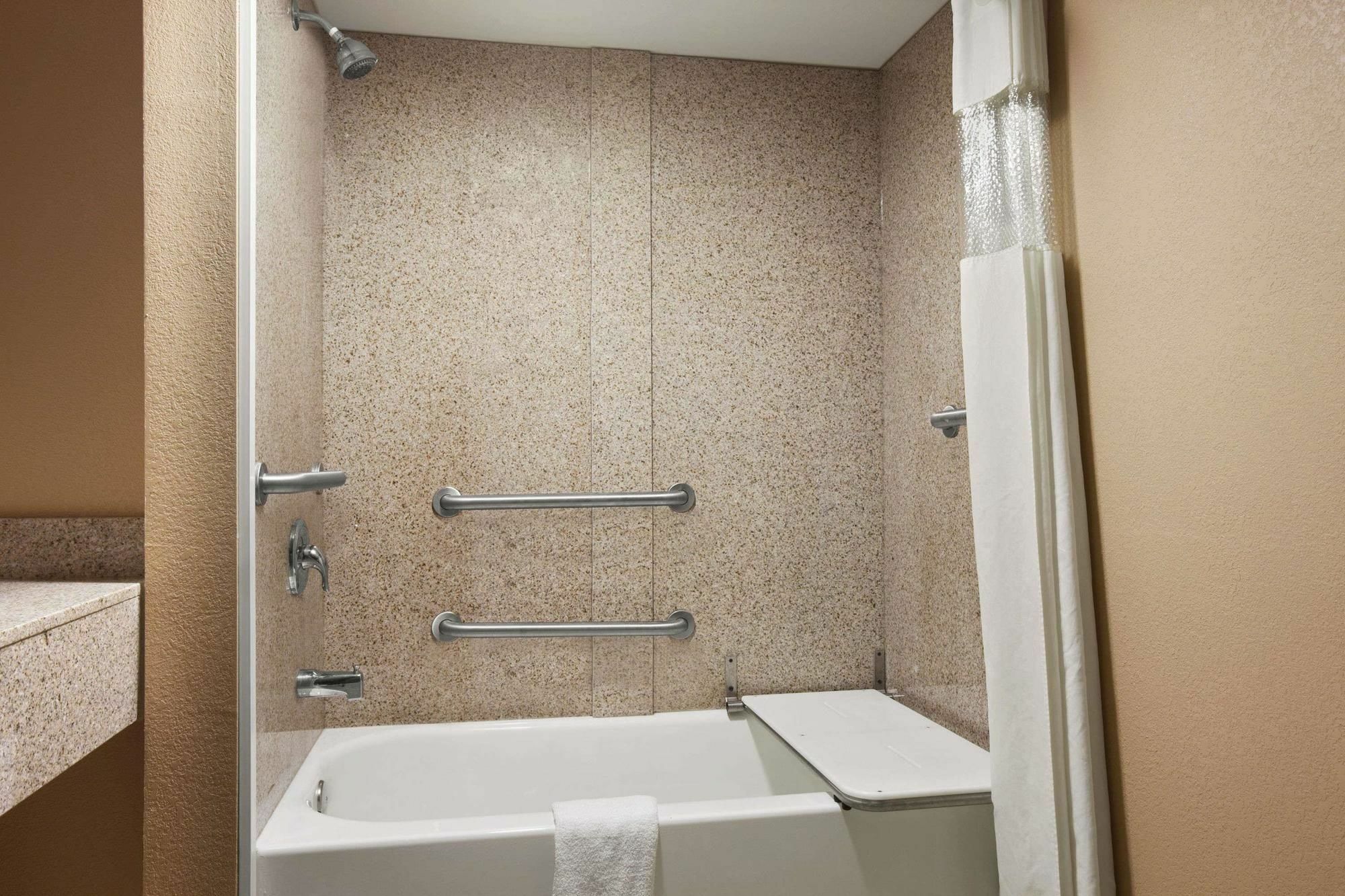Quality & Hotel Silverton